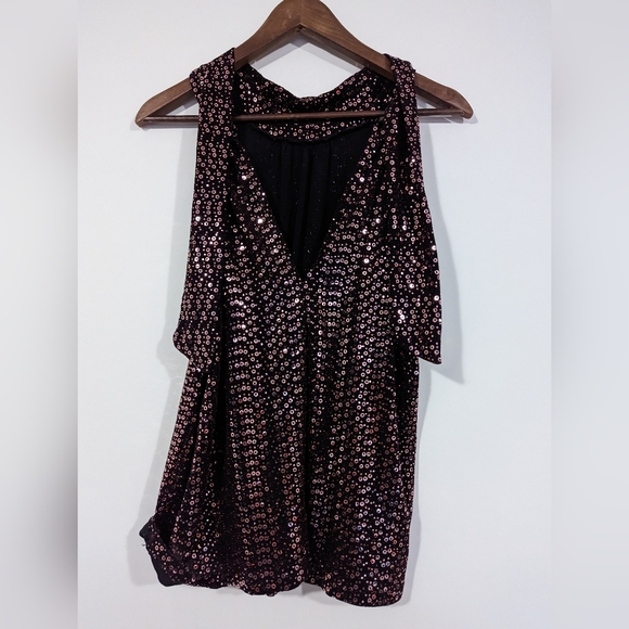 Kenar Red Sequin Halter Tie Top s: XL - Picture 3 of 10